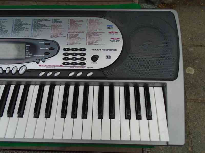Elektrické klávesy Casio CTK 573 pěkné funkční 61 kláves - foto 4