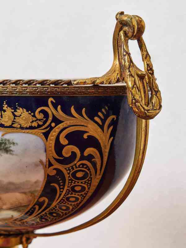 Francouzský ručně malovaný porcelánový nástolec – Porcelaine - foto 12