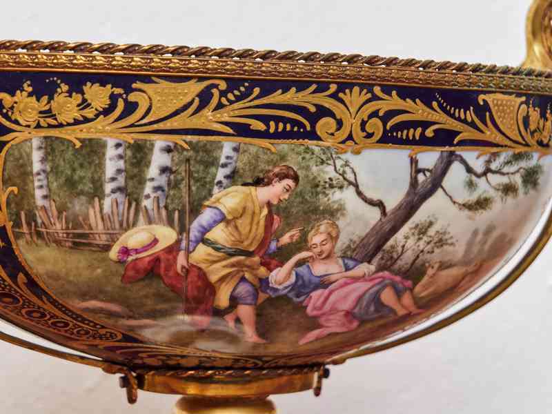 Francouzský ručně malovaný porcelánový nástolec – Porcelaine - foto 5