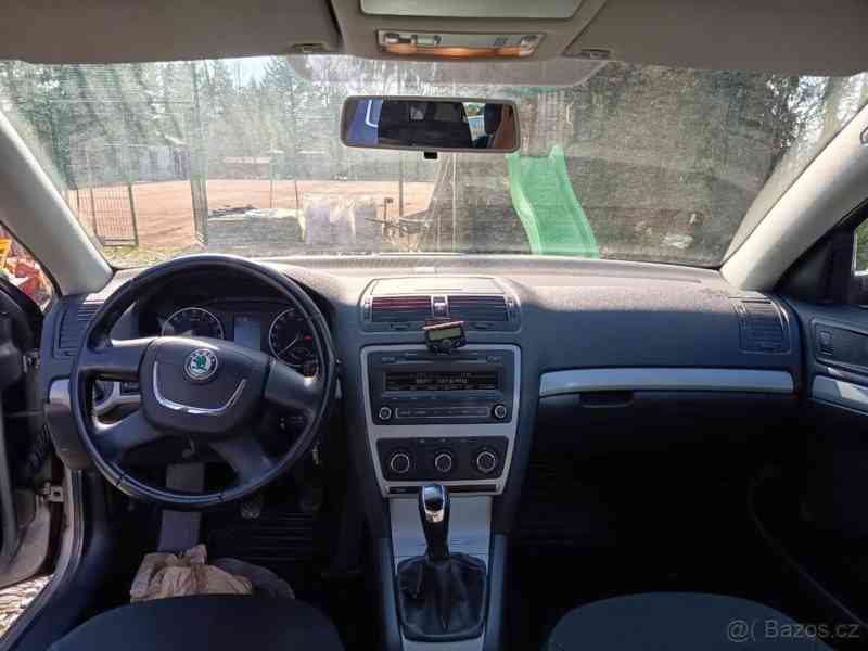 Škoda Octavia 1,6   TDI - foto 13