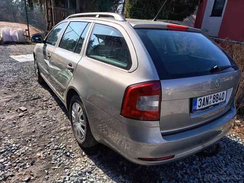 Škoda Octavia 1,6   TDI - foto 7