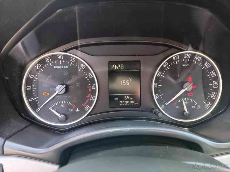 Škoda Octavia 1,6   TDI - foto 11