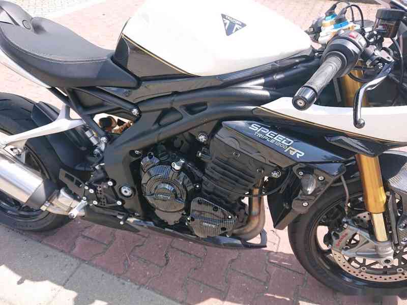 Triumph Speed Triple RR 2022 TOP - foto 11