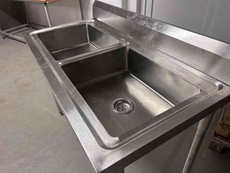 Nerezový stůl – dva dřezy - foto 4