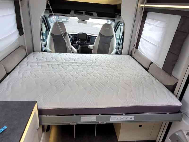 Ford 170PS Automat, Challenger 260 Premium Graphite Paket - foto 18