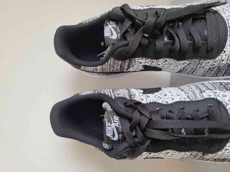 Nike Air Force 1 Flyknit, tenisky, vel. 44, NOVÉ - foto 9