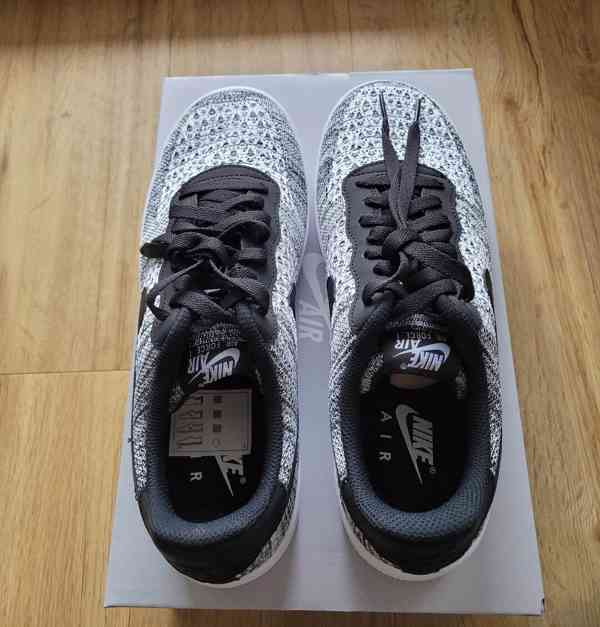 Nike Air Force 1 Flyknit, tenisky, vel. 44, NOVÉ - foto 6