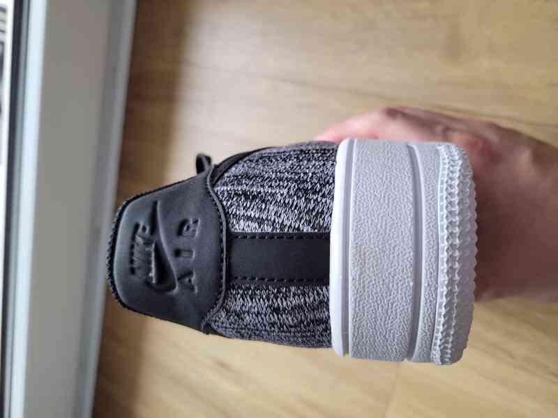 Nike Air Force 1 Flyknit, tenisky, vel. 44, NOVÉ - foto 11