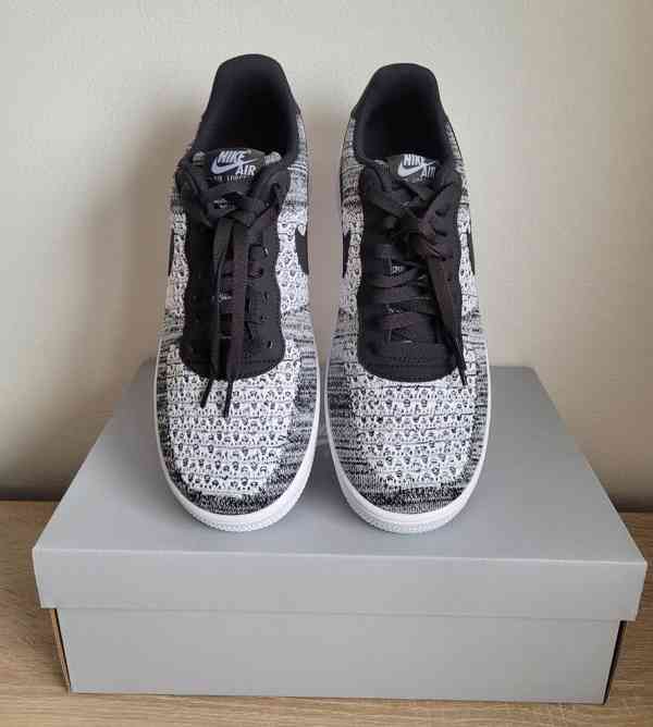 Nike Air Force 1 Flyknit, tenisky, vel. 44, NOVÉ - foto 2