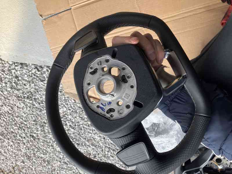 volant AUDI A4 A5 S4 S5 8W B9 S-line - foto 8