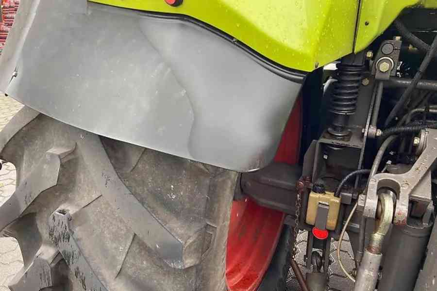 Traktor Claas Arion 620 CIS - foto 8