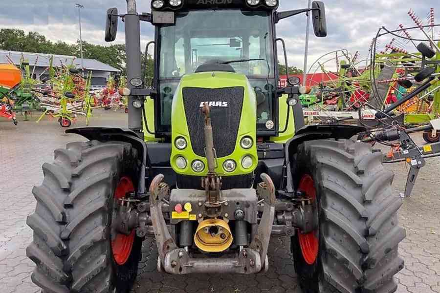 Traktor Claas Arion 620 CIS - foto 4