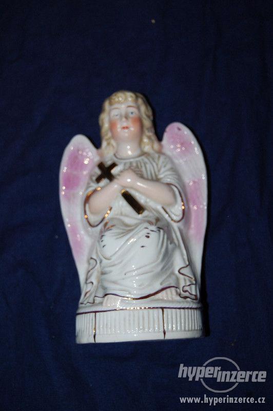 Andělíček starožitný č.224 porcelánový - foto 1