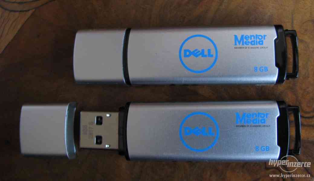 8GB USB 3.0 Flash disk Dell, čtení >80MB/s