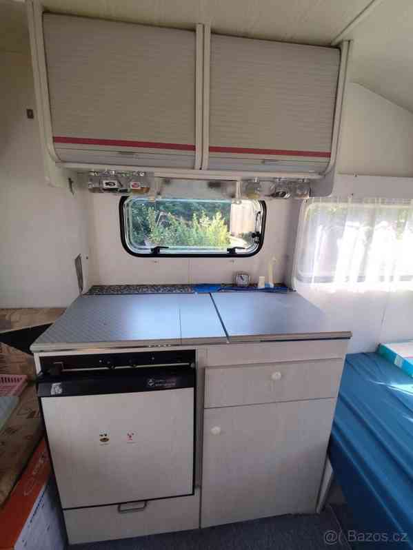 Ostatní Prodám karavan CHATEAU Confort - foto 7