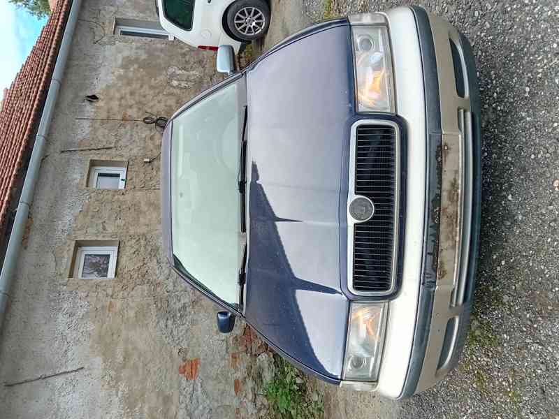 Prodám díly z Škoda Octavia 1,9 66kW, rok 1998, motor AGR - foto 2