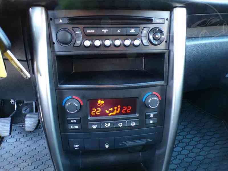 Peugeot 207 1,6 i SPORT-HNED ODJÍŽDÍTE - foto 7