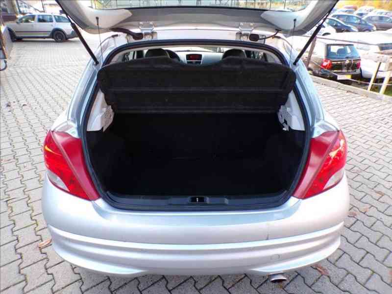 Peugeot 207 1,6 i SPORT-HNED ODJÍŽDÍTE - foto 11