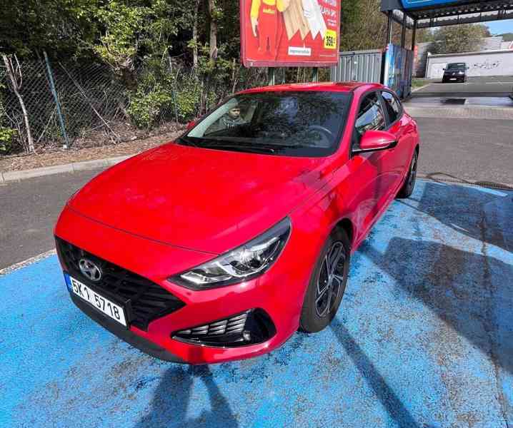 Hyundai i30 1,0   Fastback - foto 19