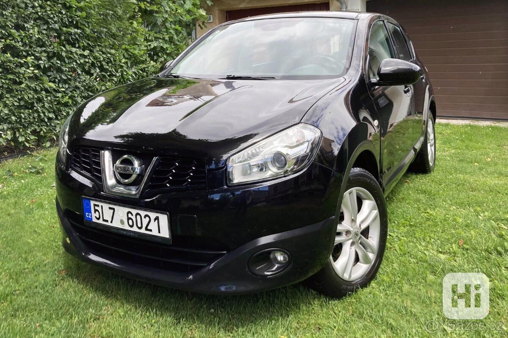 Nissan Qashqai STK 12/2027 + SADA DISKŮ/PNEU - foto 1
