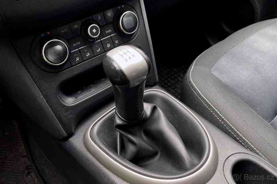 Nissan Qashqai STK 12/2027 + SADA DISKŮ/PNEU - foto 13