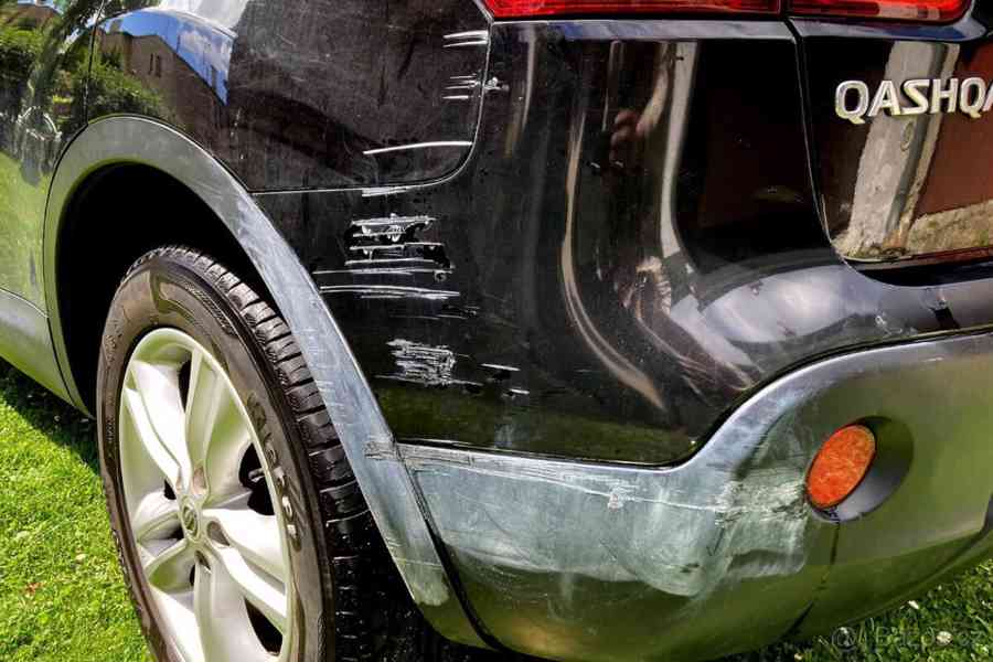 Nissan Qashqai STK 12/2027 + SADA DISKŮ/PNEU - foto 17