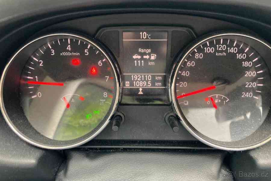 Nissan Qashqai STK 12/2027 + SADA DISKŮ/PNEU - foto 10