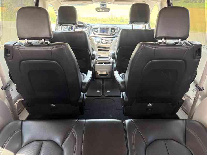  Chrysler Pacifica 3,6 Pentastar RU Kůže 2020 DPH - foto 8