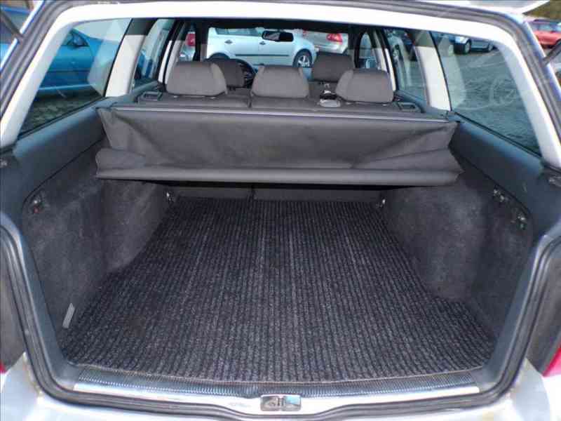 Volkswagen Passat 1,9 TDI KLIMA,TEMPOMAT - foto 9