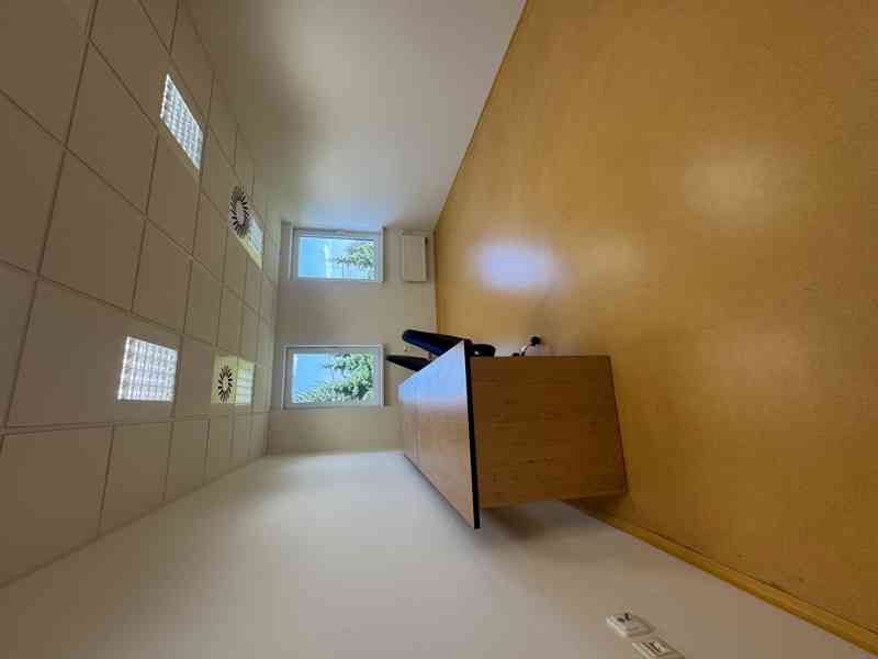 Pronájem moderní vybavené kanceláře v Uničově - foto 3
