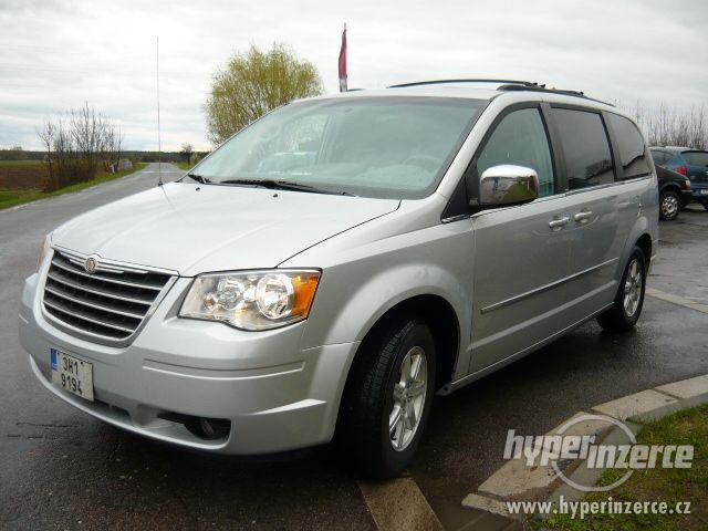 Chrysler Town Country 3,8V6 Stown Go 2010 TOP - foto 2