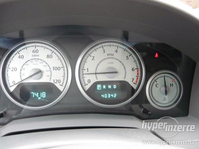 Chrysler Town Country 3,8V6 Stown Go 2010 TOP - foto 17