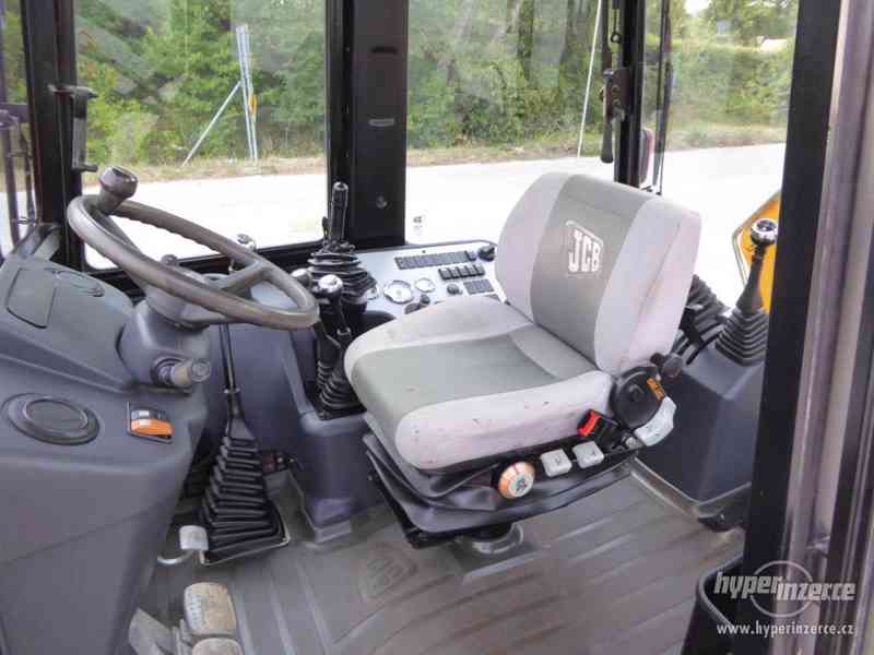 traktor bagr JCB 2CX, zánovní, rok 2009, jen 1350 hodin - foto 8