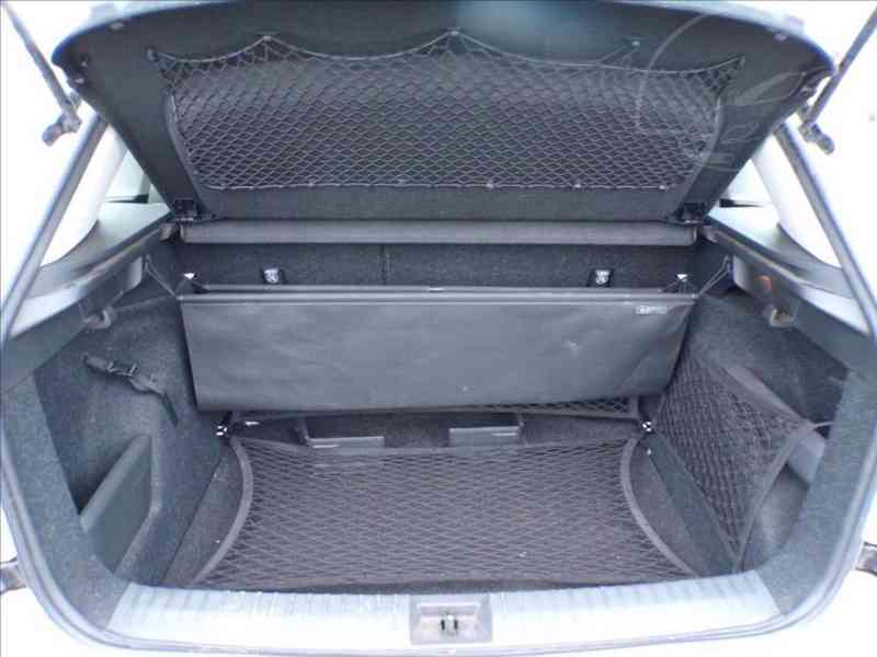 Škoda Kamiq 1,0 TSI - foto 9