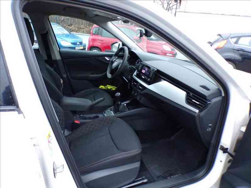 Škoda Kamiq 1,0 TSI - foto 11