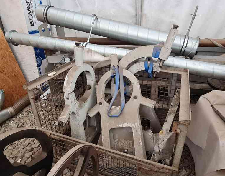 Použité lunety k soustruhu o délce 10 metrů - foto 7