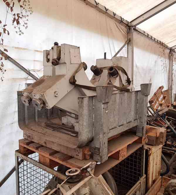 Použité lunety k soustruhu o délce 10 metrů - foto 4