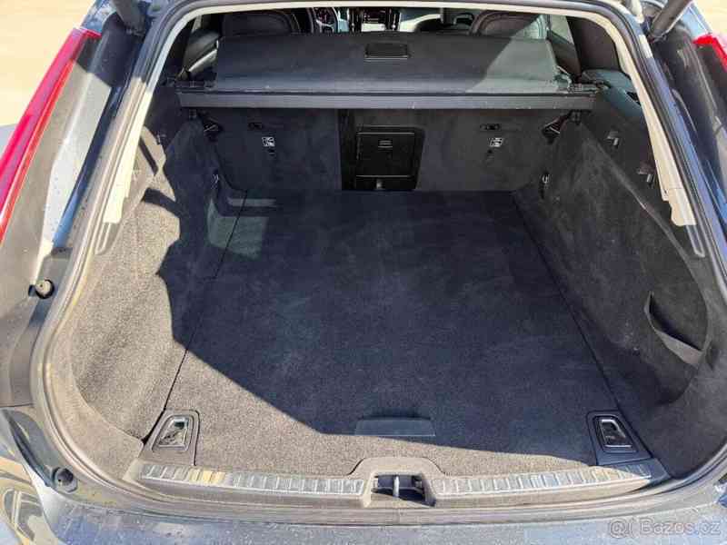 Volvo V90 2,0   D 140kw - 2018 - foto 7