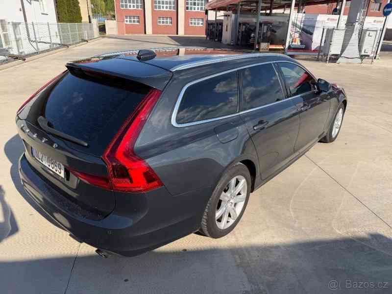 Volvo V90 2,0   D 140kw - 2018 - foto 2