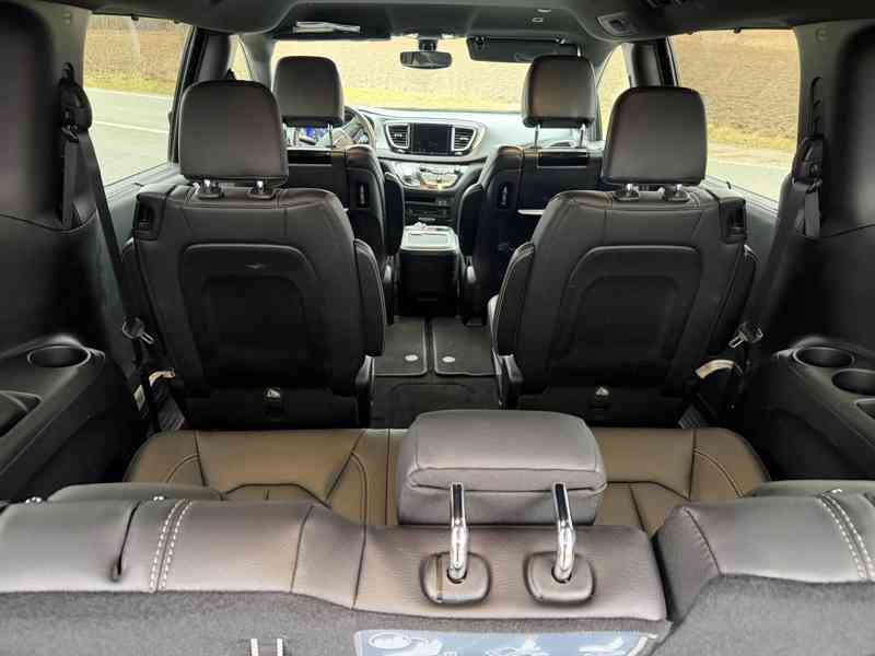 Chrysler Pacifica 3,6V6 Stown 2x DVD S-type 2018 DPH - foto 7