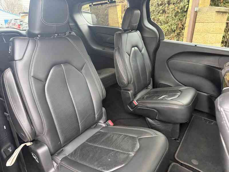 Chrysler Pacifica 3,6V6 Stown 2x DVD S-type 2018 DPH - foto 8