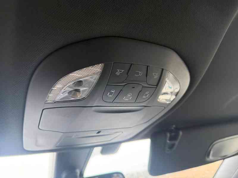 Chrysler Pacifica 3,6V6 Stown 2x DVD S-type 2018 DPH - foto 17