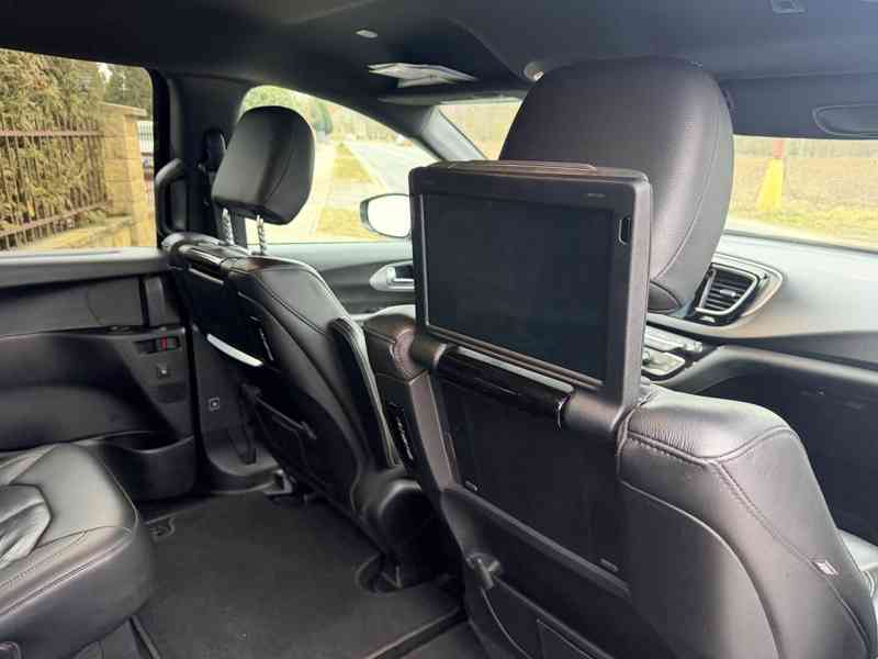Chrysler Pacifica 3,6V6 Stown 2x DVD S-type 2018 DPH - foto 9