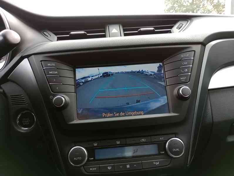 Toyota Avensis 1.8 VVT-I Aut. benzín 108kw - foto 17