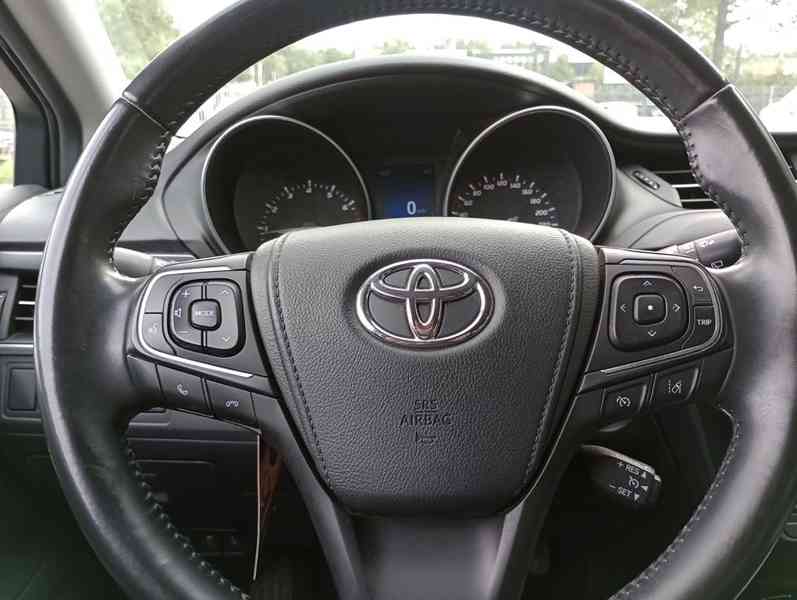 Toyota Avensis 1.8 VVT-I Aut. benzín 108kw - foto 16