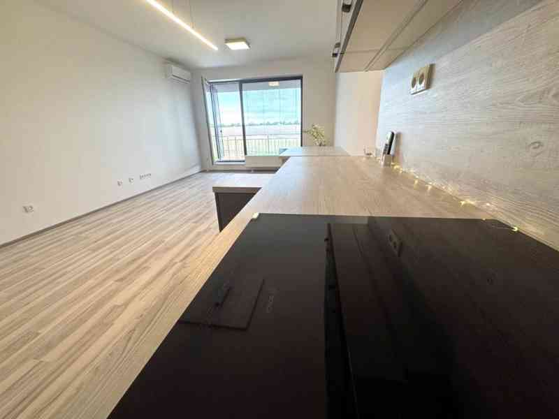 PRONÁJEM BYTU 2+KK V RAJHRADĚ U BRNA - foto 4