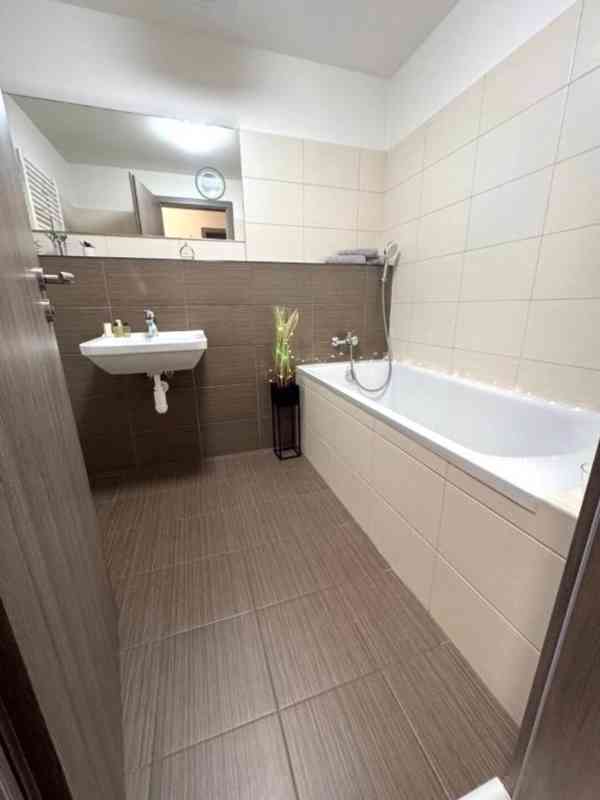 PRONÁJEM BYTU 2+KK V RAJHRADĚ U BRNA - foto 8