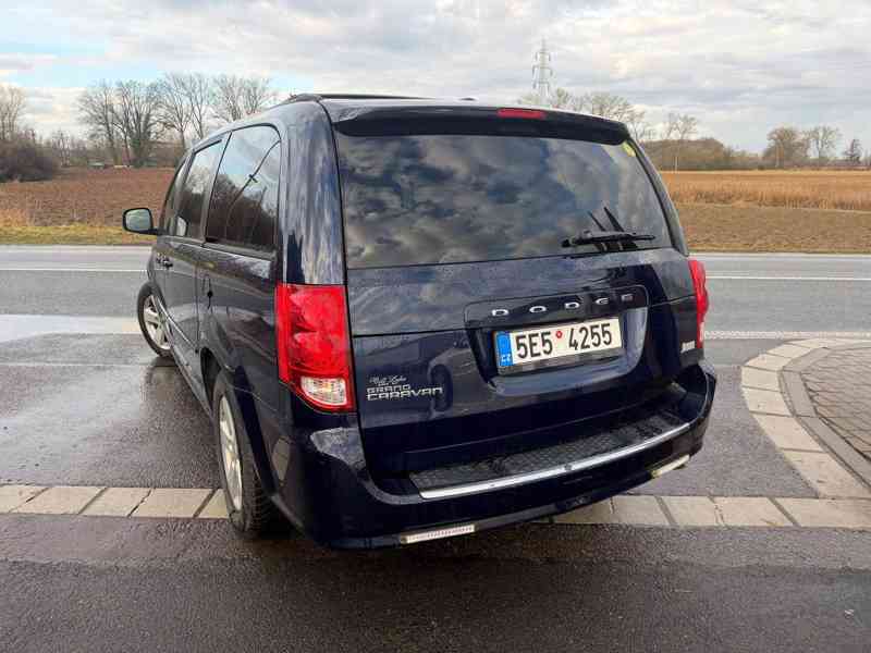Dodge Grand Caravan 3,6 RT LPG 2014 - foto 5