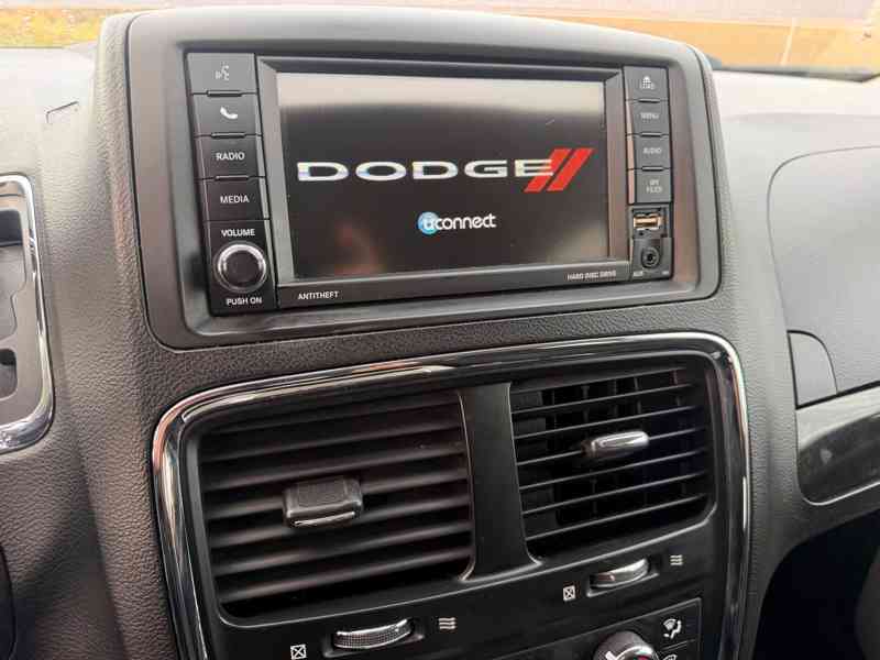 Dodge Grand Caravan 3,6 RT LPG 2014 - foto 18