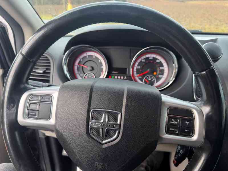 Dodge Grand Caravan 3,6 RT LPG 2014 - foto 20